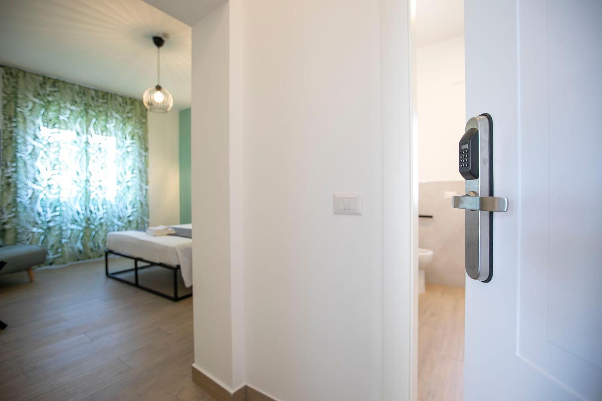Domina Guest House Fiumicino Luaran gambar